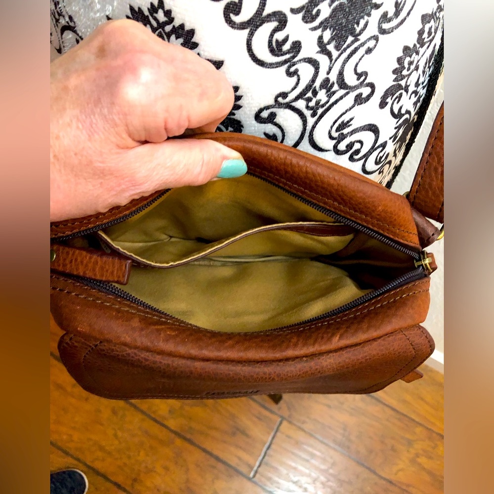 Duluth Trading Co. Brown Leather Crossbody Bag - Picture 7 of 15